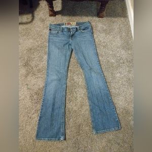 Hollister Flare Jeans Size 7 long